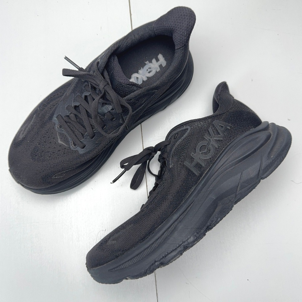 Hoka Clifton 9 Triple Black Running Shoes Womens 7 2E X-Wide 1127896-BBLC